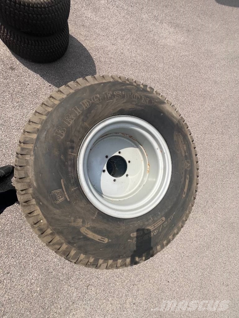 HJUL KPL , 29X2,0X15 - 475/65X20 Massey Ferguson 1 Traktorer