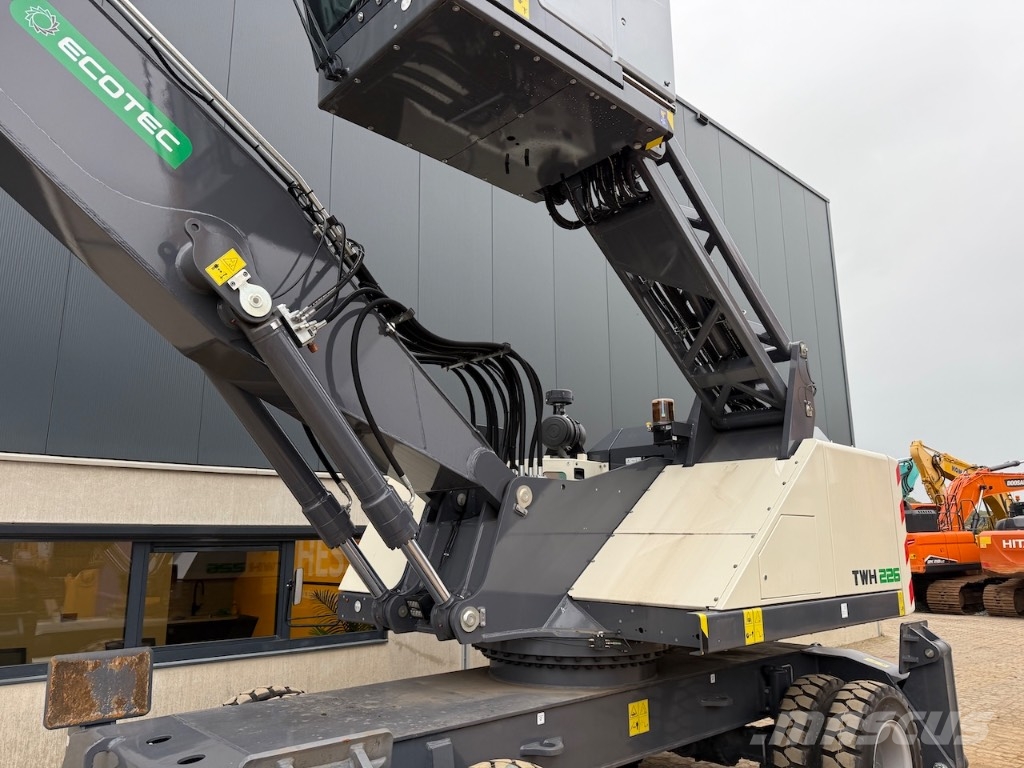 Terex Ecotec TWH 226 - Fuchs MHL 335 F - Fuchs 331 F - 340 F Industriālie iekrāvēji