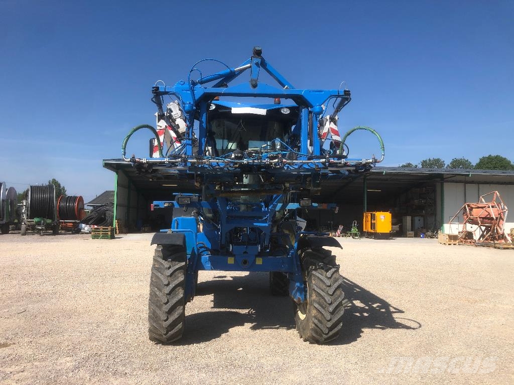 Matrot Hellios M24D 36/38 m Self-propelled sprayers