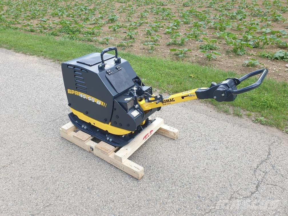 Bomag BPR 45/55 D Tärylevyt