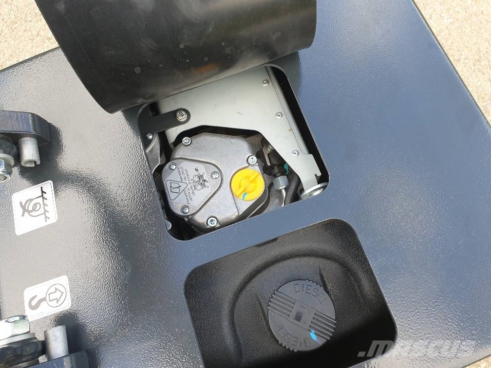 Bomag BPR 45/55 D Tärylevyt