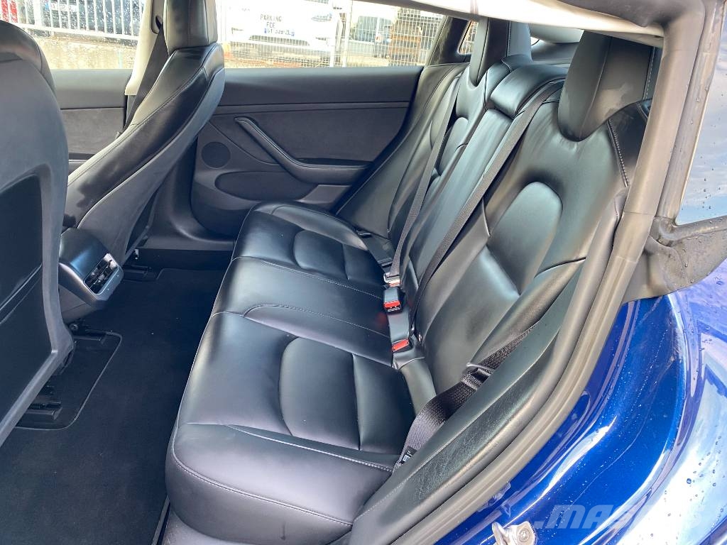 Tesla Model 3 Basis RWD Carte Grise Française endommagée Coches