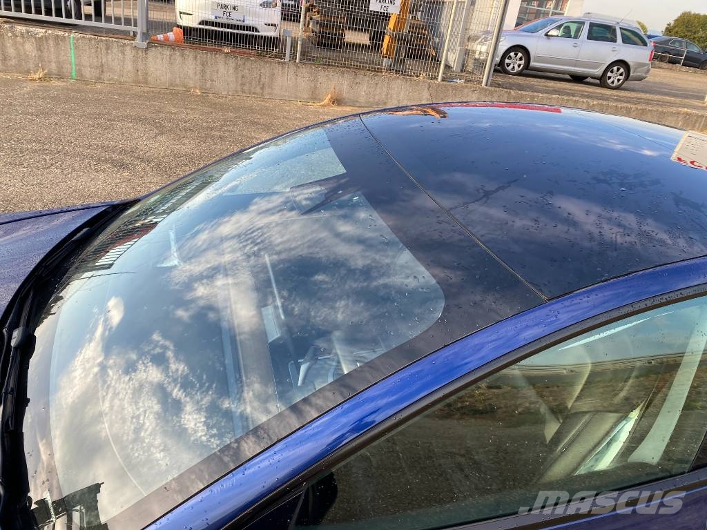 Tesla Model 3 Basis RWD Carte Grise Française endommagée Coches