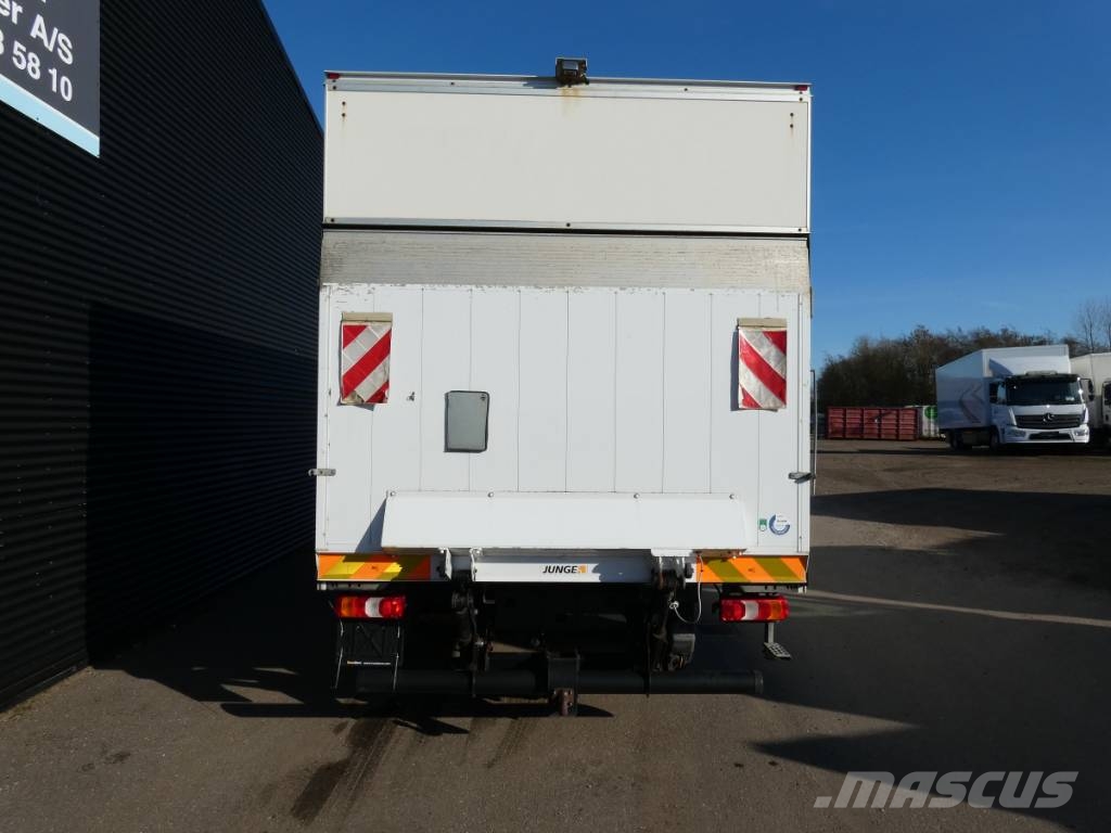Mercedes-Benz Atego 816 Camiones con caja de remolque
