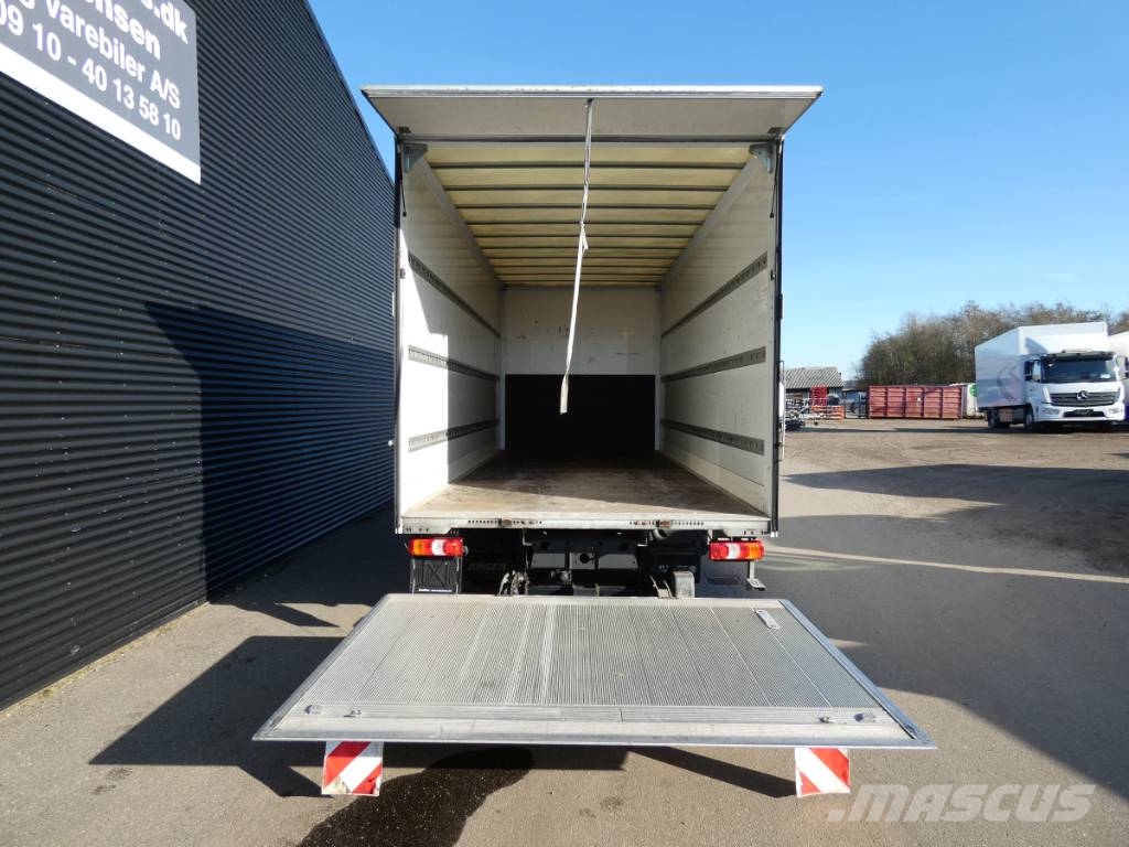 Mercedes-Benz Atego 816 Camiones con caja de remolque