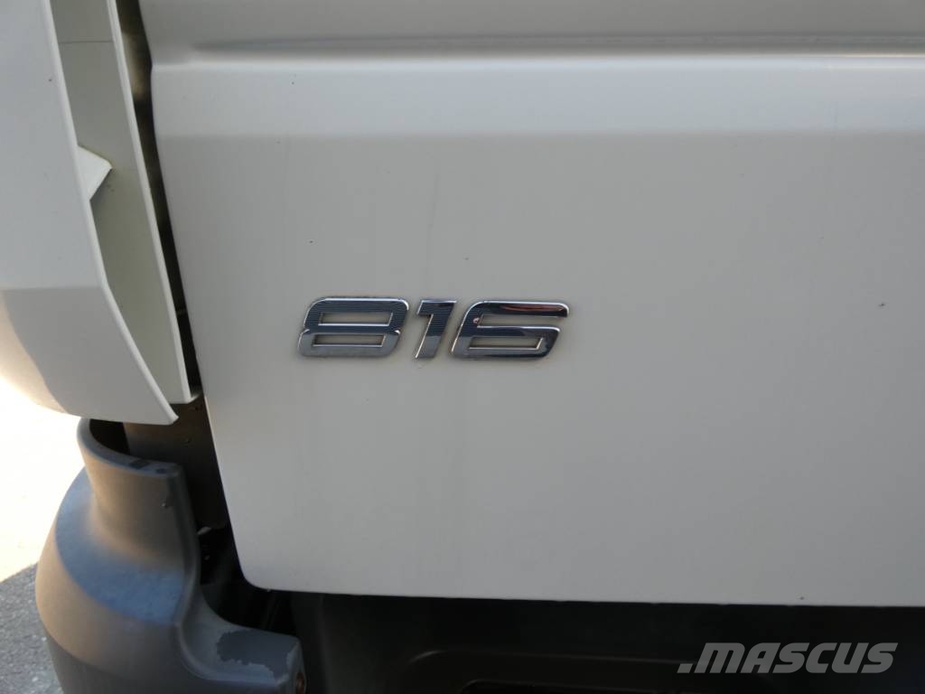 Mercedes-Benz Atego 816 Camiones con caja de remolque