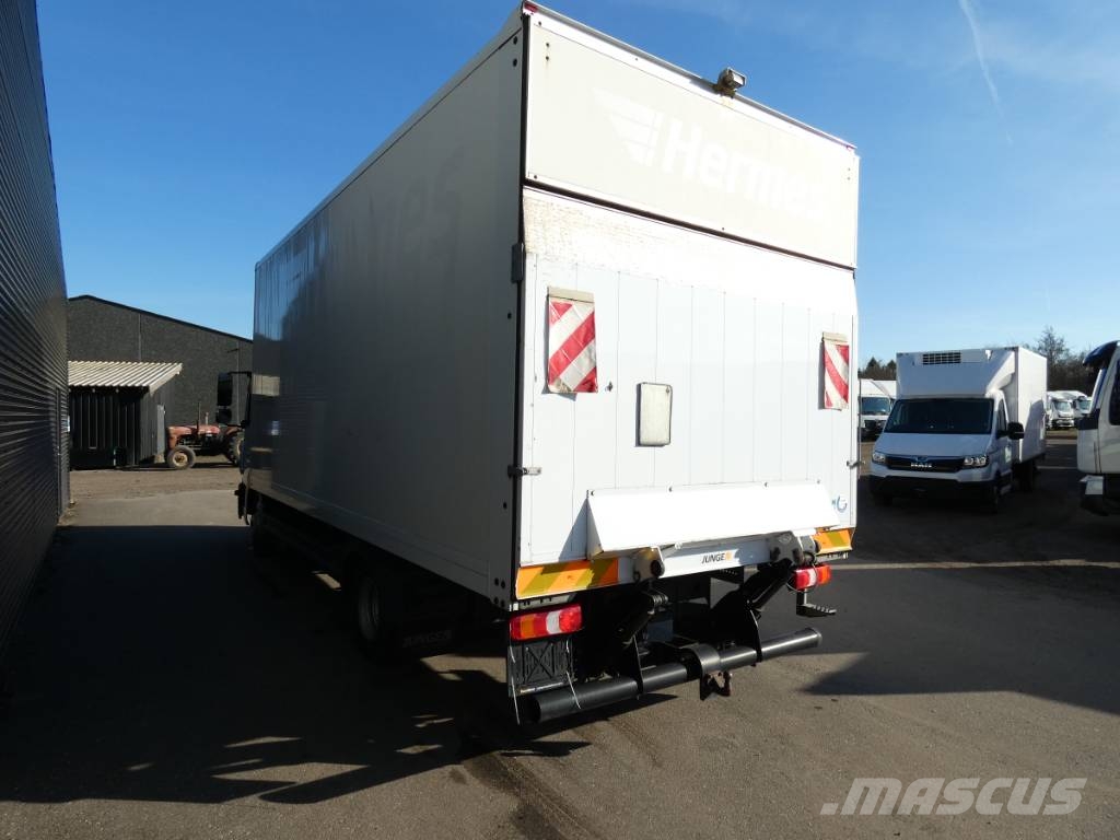 Mercedes-Benz Atego 816 Camiones con caja de remolque
