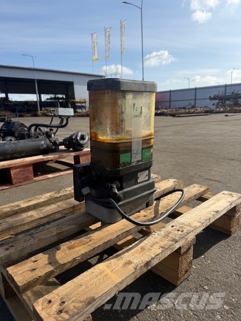 Doosan DL 400 USED PUMP Hydraulics