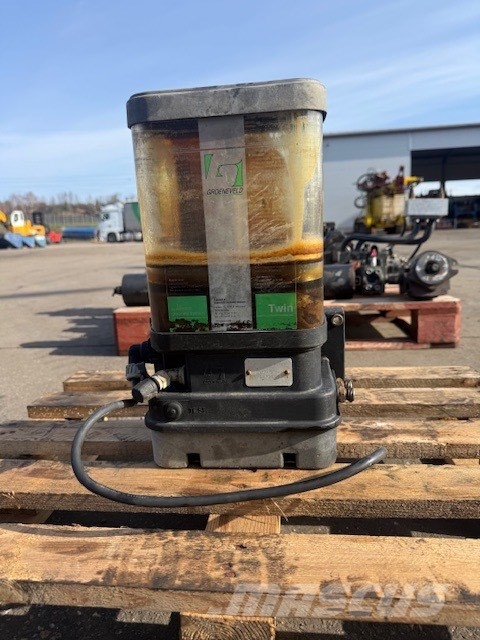 Doosan DL 400 USED PUMP Hydraulics