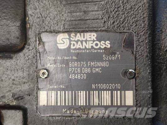 Merlo P34.7 TOP (Sauer Danfoss 90R075 FMSNN8D) drive pu Hydraulics
