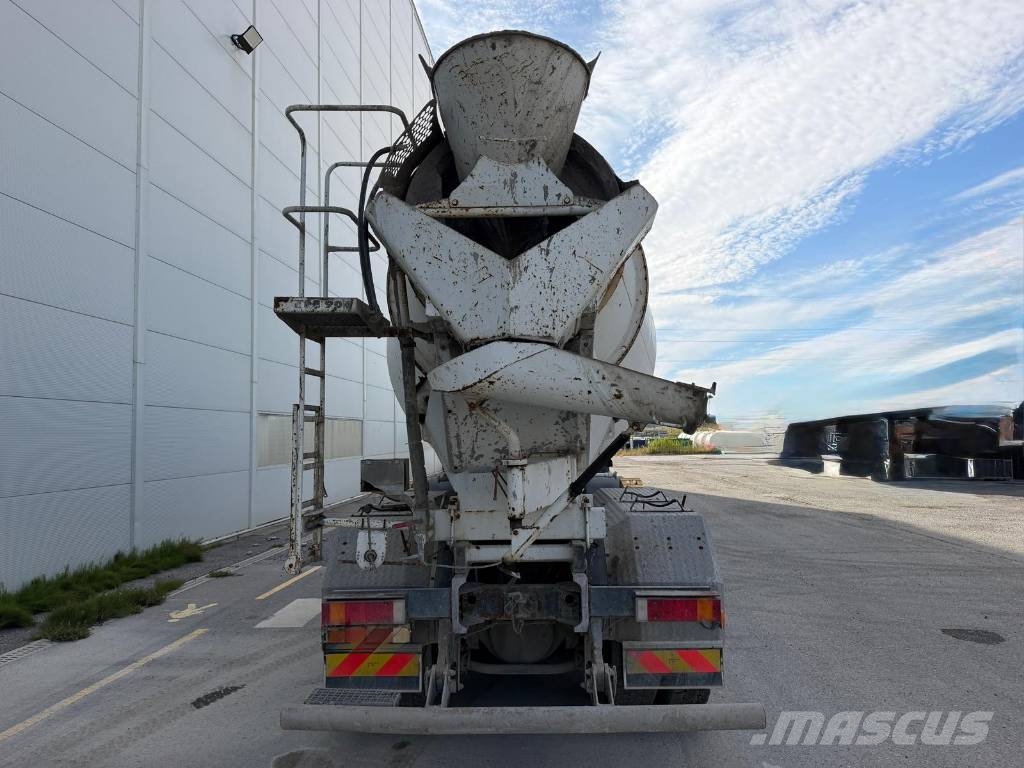 Iveco Trakker 400 Betonmixers en pompen