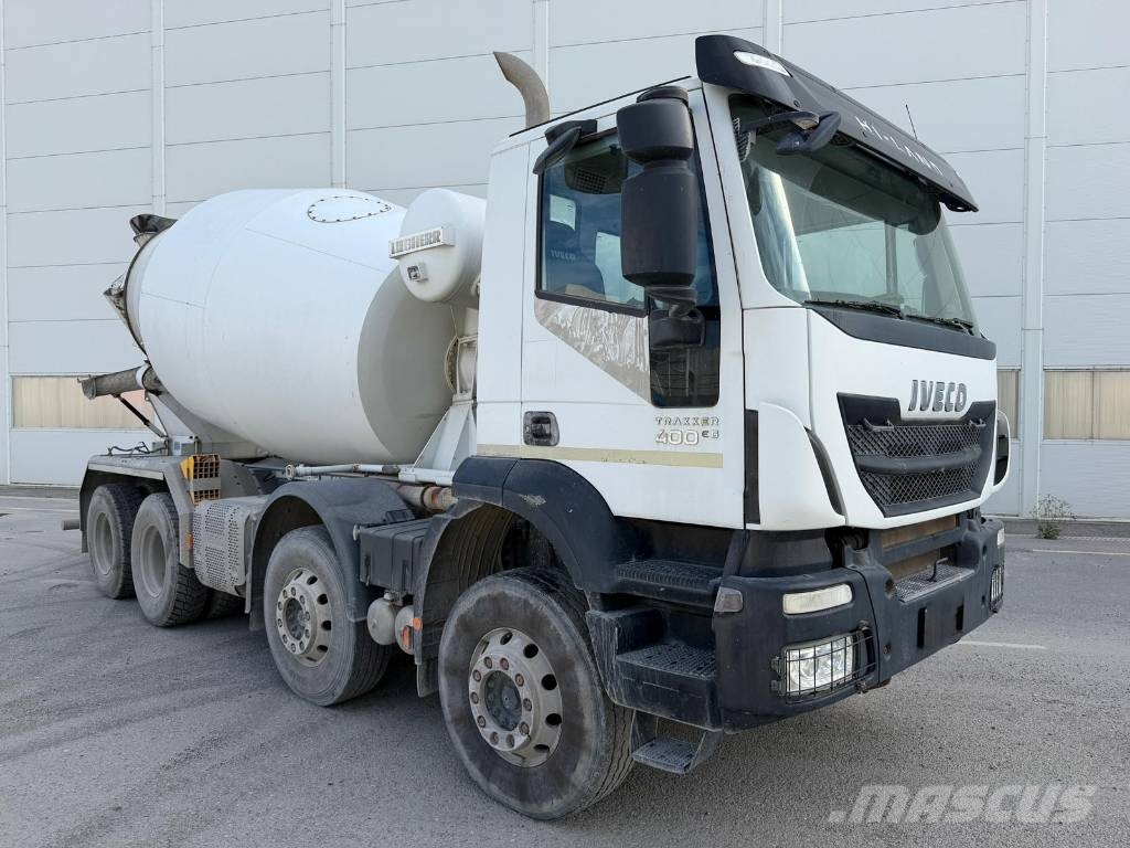 Iveco Trakker 400 Betonmixers en pompen
