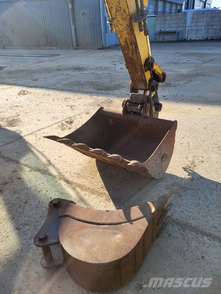 Komatsu PC88MR-8 中型挖掘机