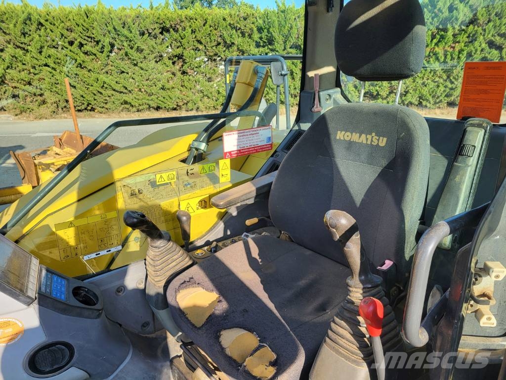 Komatsu PC88MR-8 中型挖掘机
