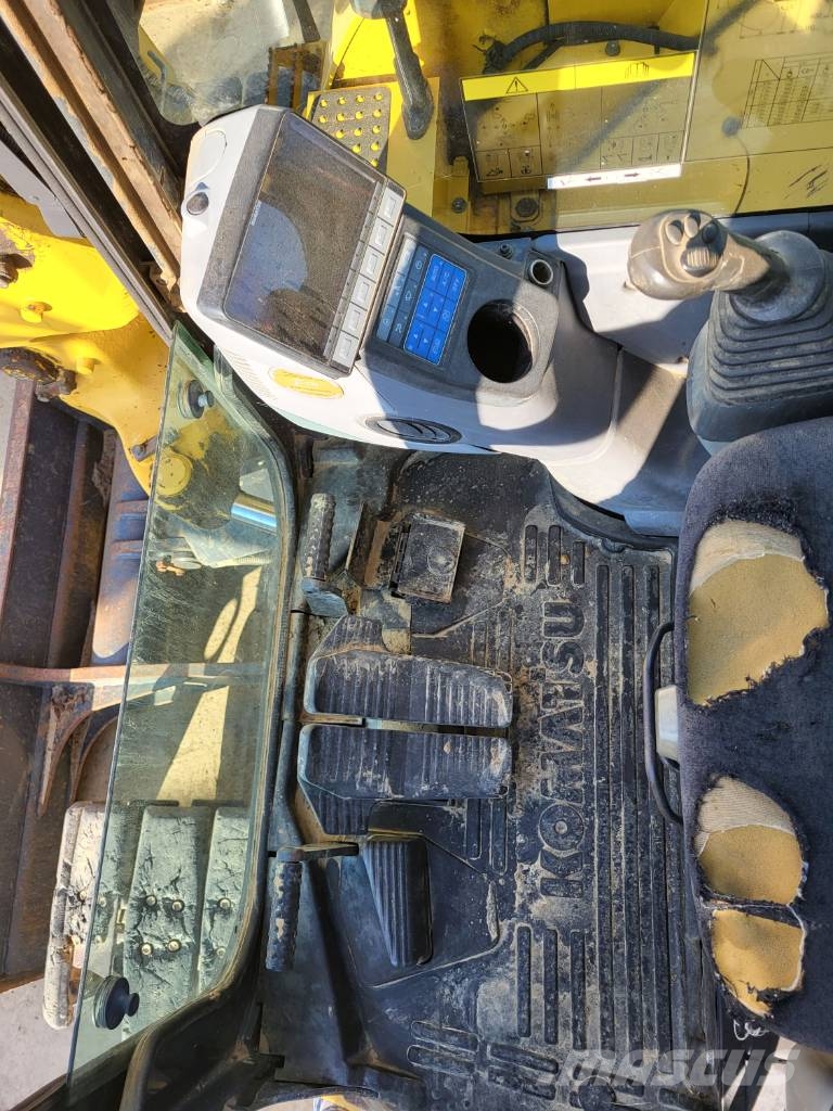 Komatsu PC88MR-8 中型挖掘机