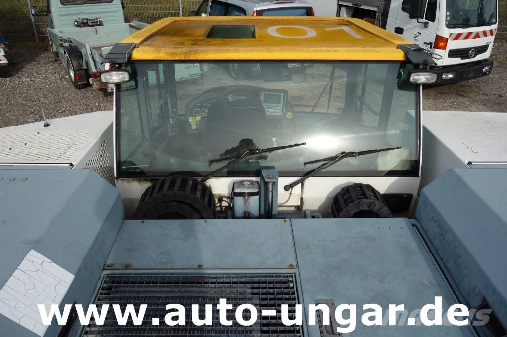 GOLDHOFER AST-1X 1360 Allradlenkung 6x6 towbarless Pushback Airport equipment