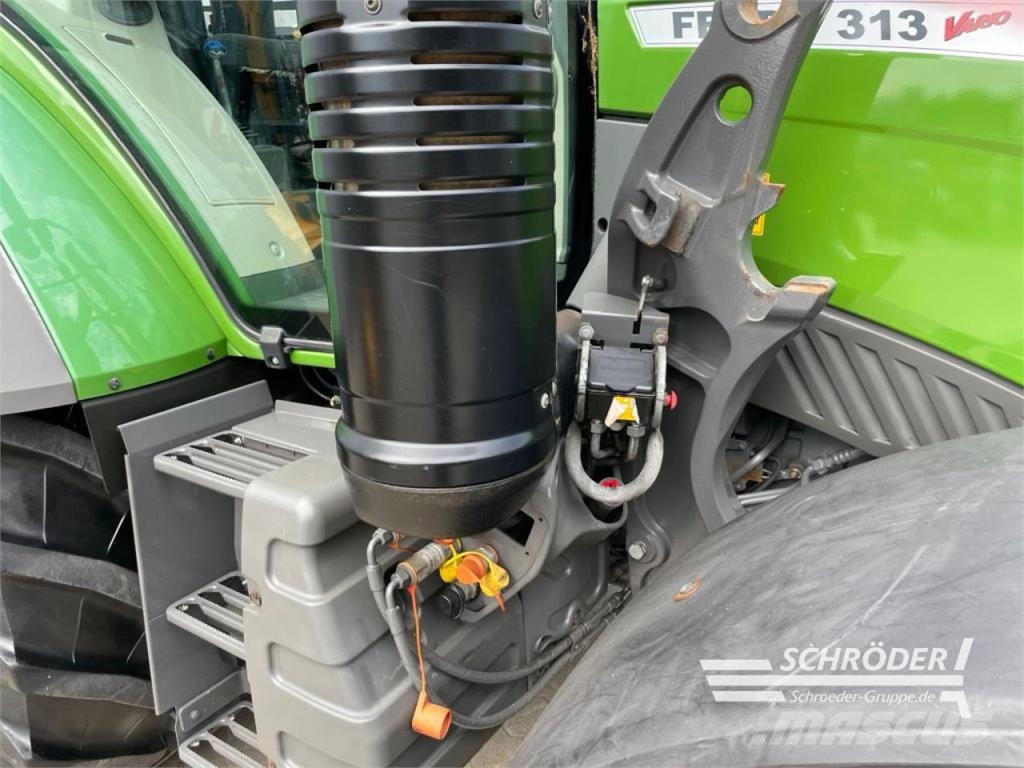 Fendt 313 VARIO S4 POWER Traktory