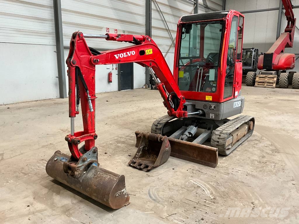 Volvo ECR 25 D Minibagger < 7t