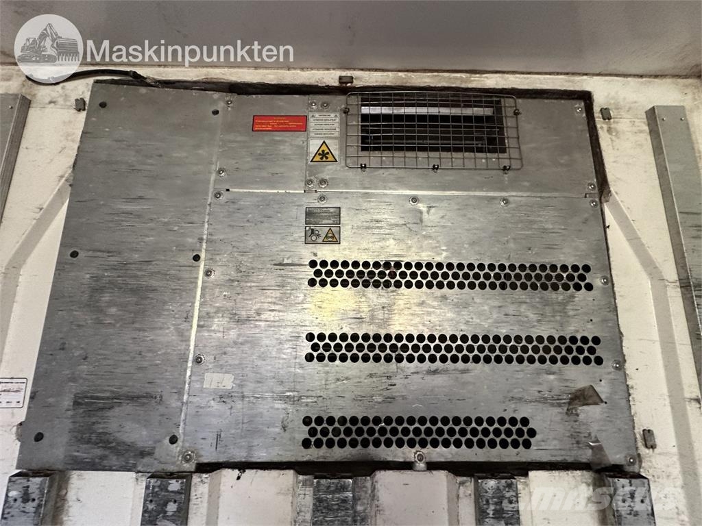 Närko TP3L-R-300 Kylmä-/Lämpökoripuoliperävaunut
