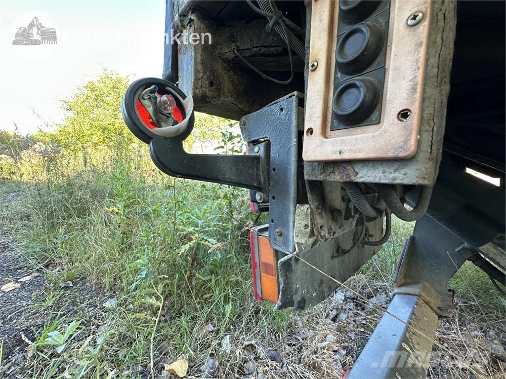 Närko TP3L-R-300 Kylmä-/Lämpökoripuoliperävaunut