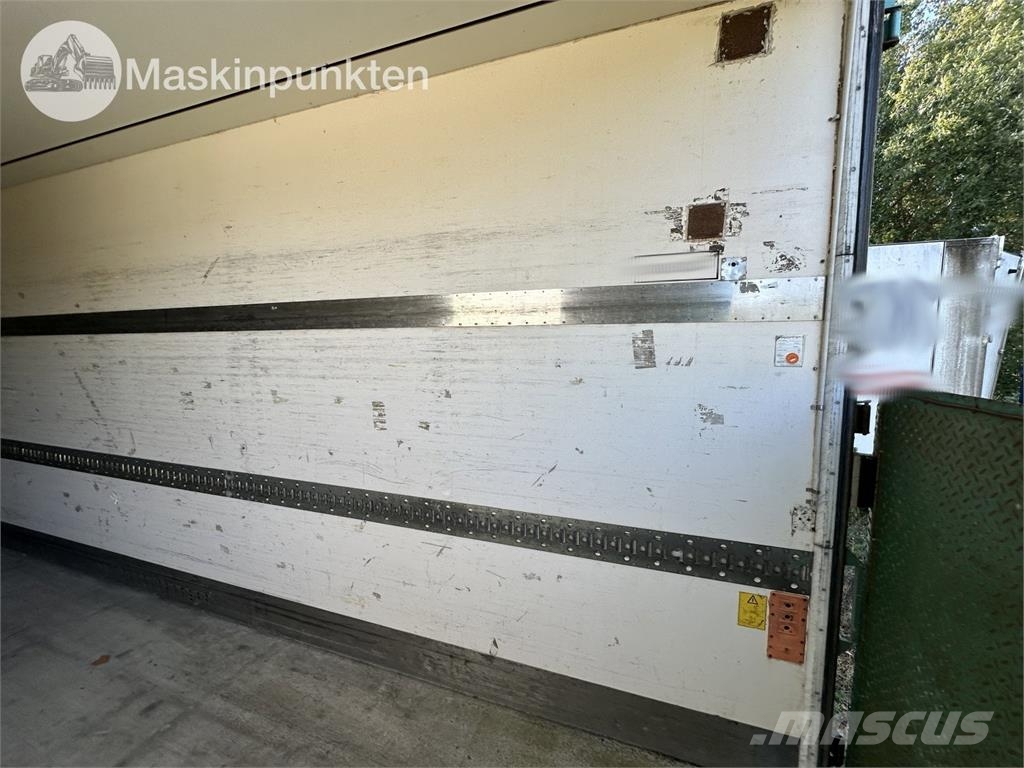 Närko TP3L-R-300 Kylmä-/Lämpökoripuoliperävaunut