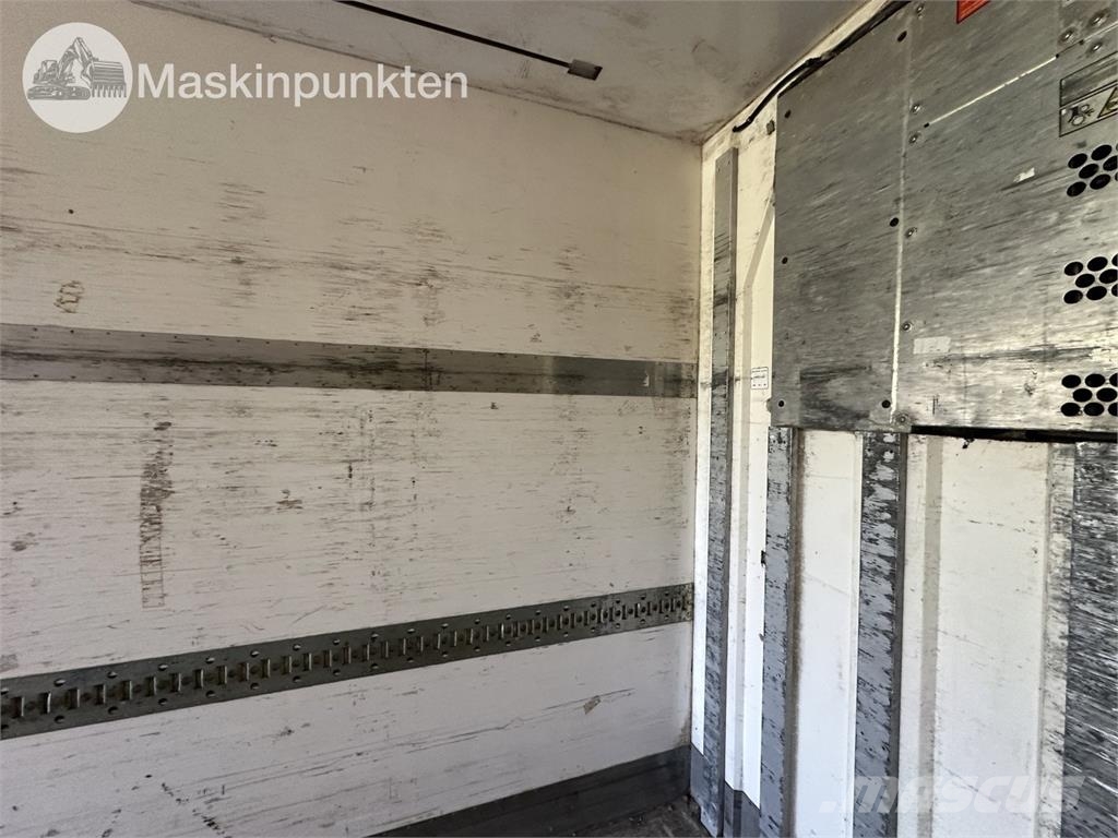 Närko TP3L-R-300 Kylmä-/Lämpökoripuoliperävaunut