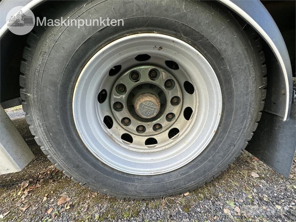 Närko TP3L-R-300 Kylmä-/Lämpökoripuoliperävaunut
