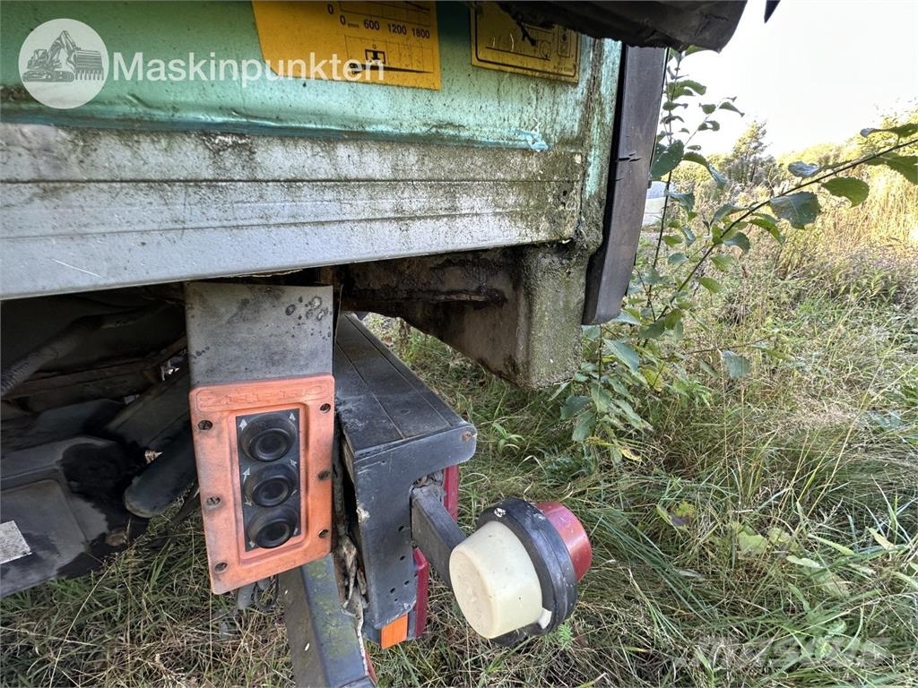 Närko TP3L-R-300 Kylmä-/Lämpökoripuoliperävaunut