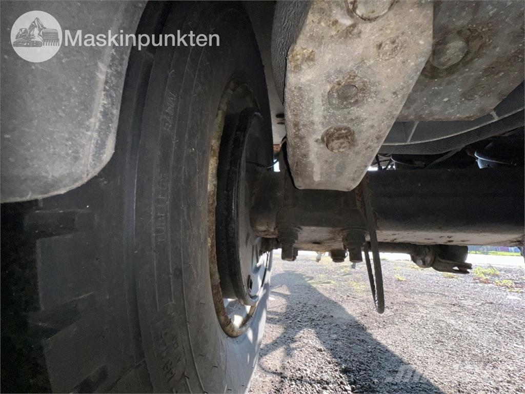 Närko TP3L-R-300 Kylmä-/Lämpökoripuoliperävaunut