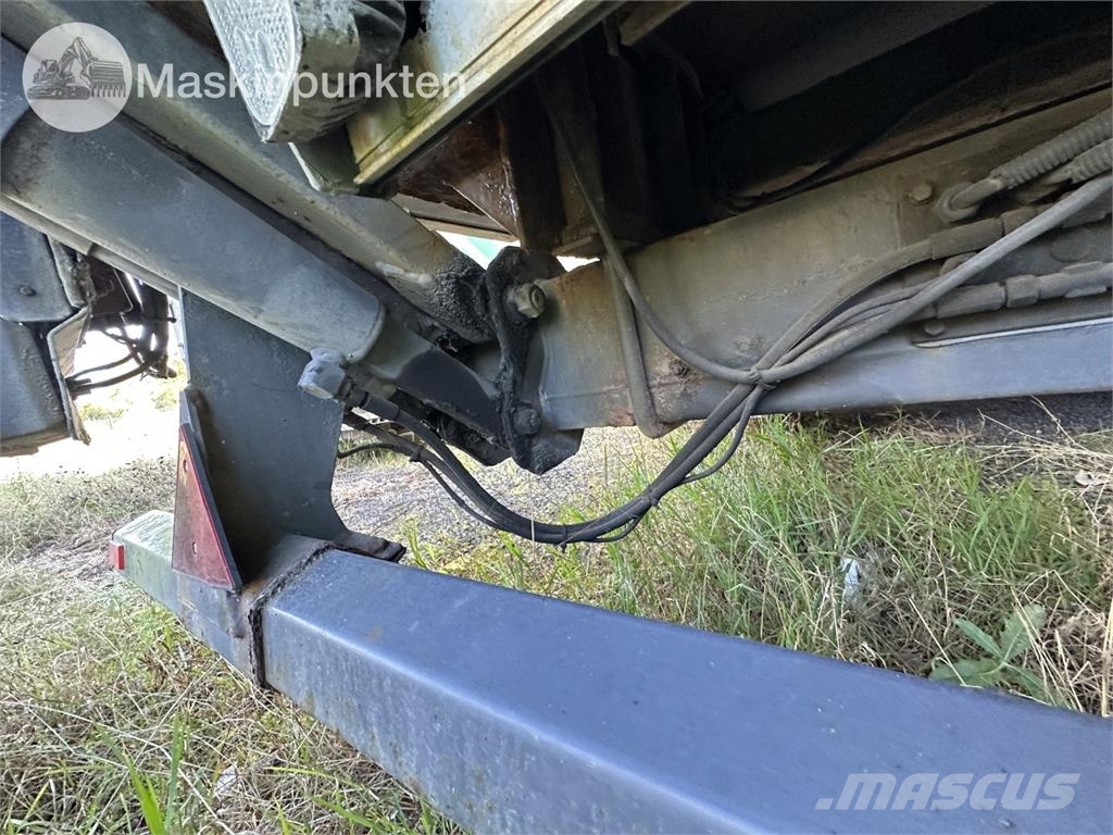 Närko TP3L-R-300 Kylmä-/Lämpökoripuoliperävaunut