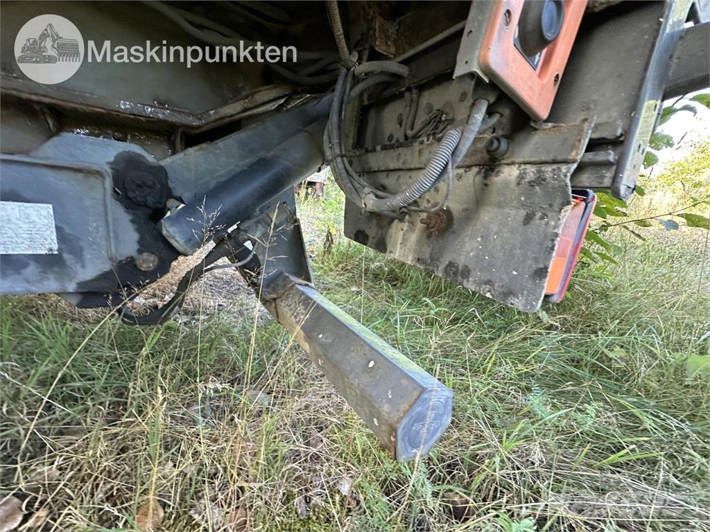 Närko TP3L-R-300 Kylmä-/Lämpökoripuoliperävaunut