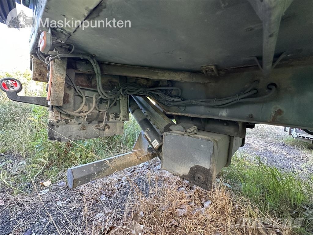 Närko TP3L-R-300 Kylmä-/Lämpökoripuoliperävaunut