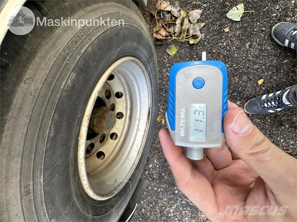 Närko TP3L-R-300 Kylmä-/Lämpökoripuoliperävaunut