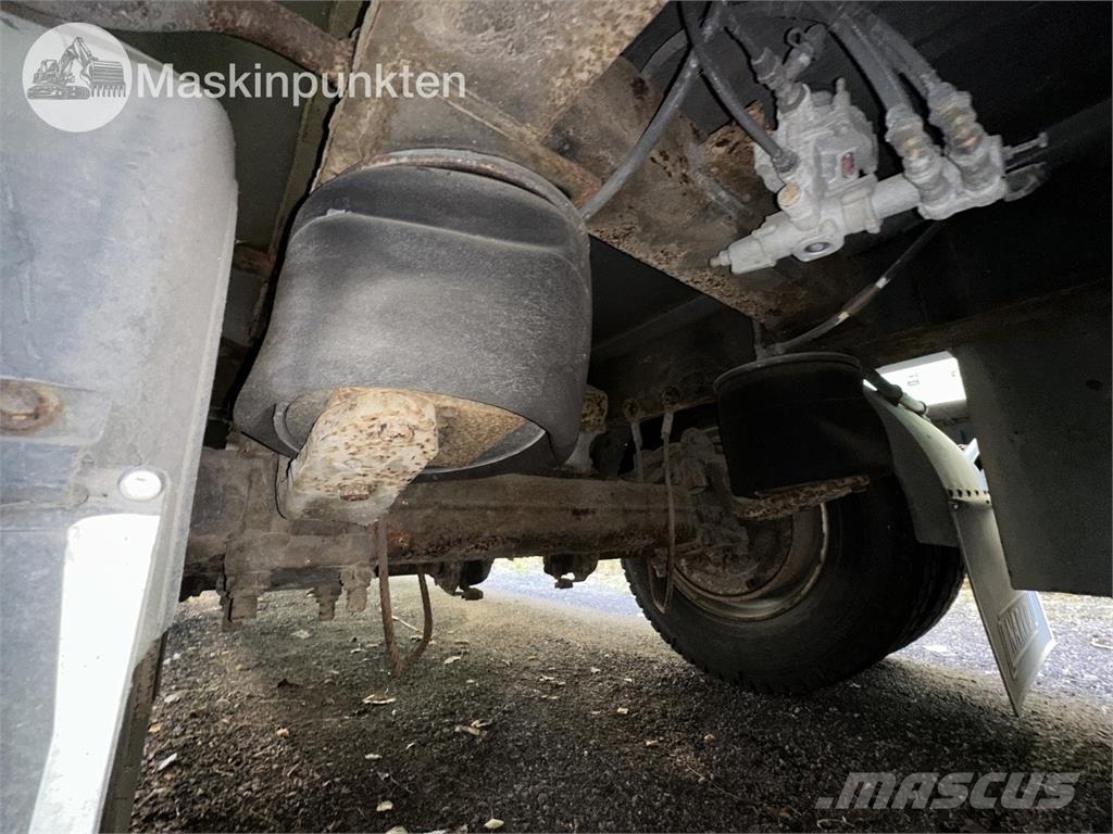 Närko TP3L-R-300 Kylmä-/Lämpökoripuoliperävaunut