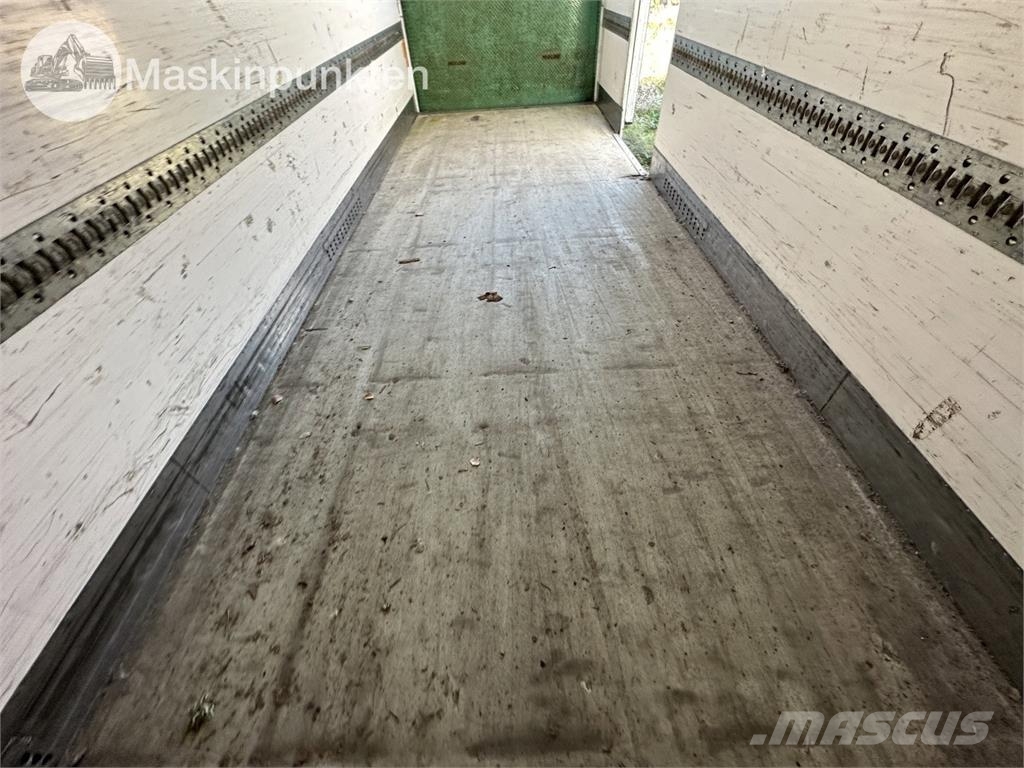 Närko TP3L-R-300 Kylmä-/Lämpökoripuoliperävaunut