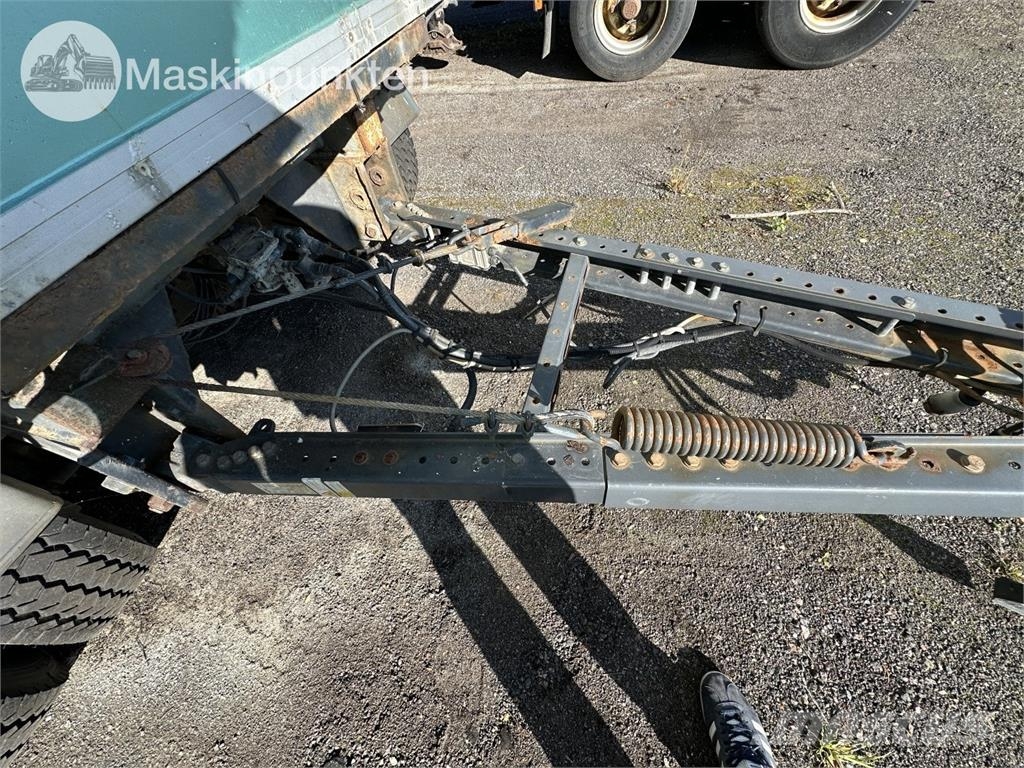 Närko TP3L-R-300 Kylmä-/Lämpökoripuoliperävaunut