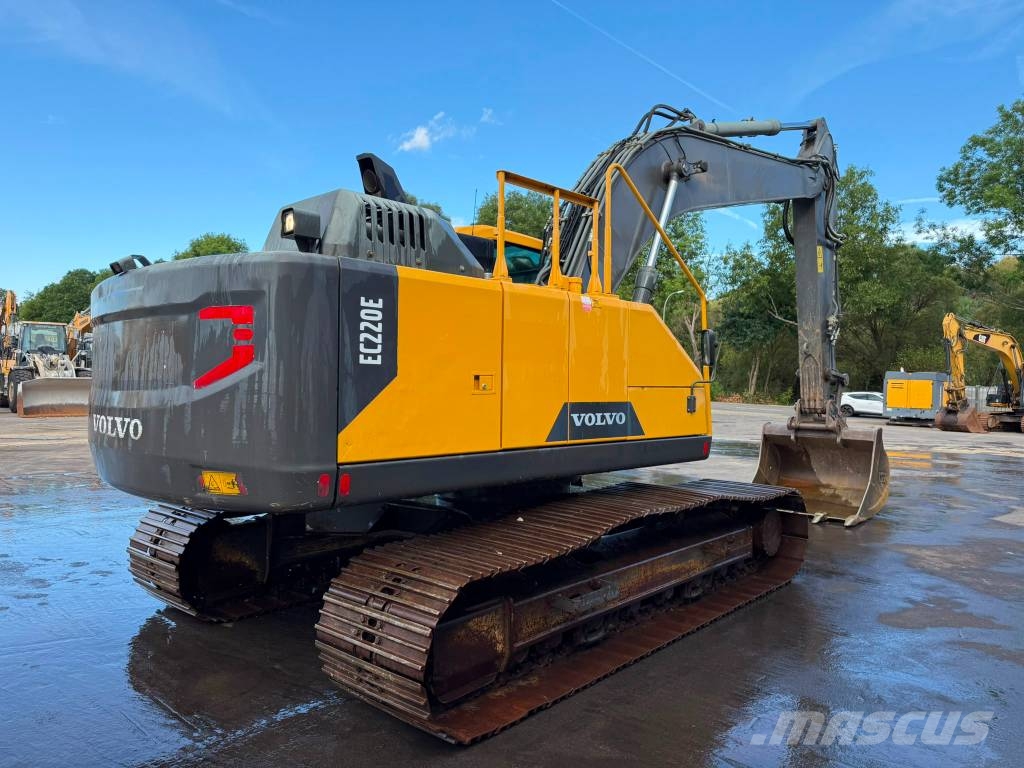 Volvo EC 220 EL // BJ. 2015 / 14334H/ZSA/Klima/SW Excavadoras de cadenas