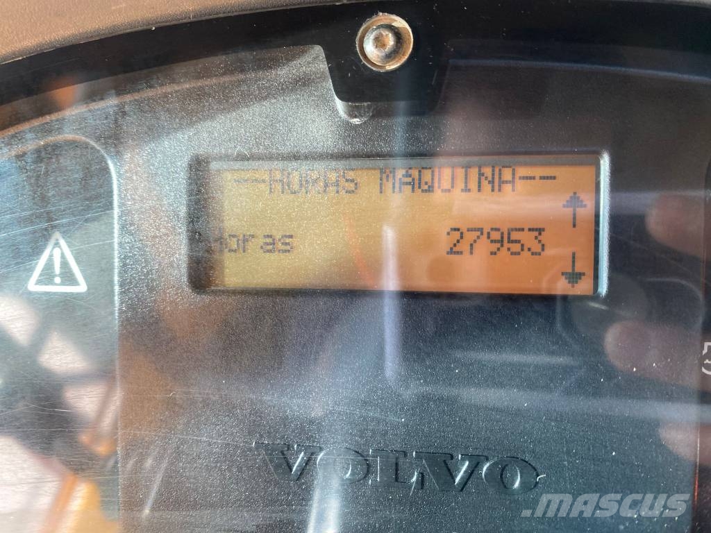 Volvo L 220 E 휠로우더
