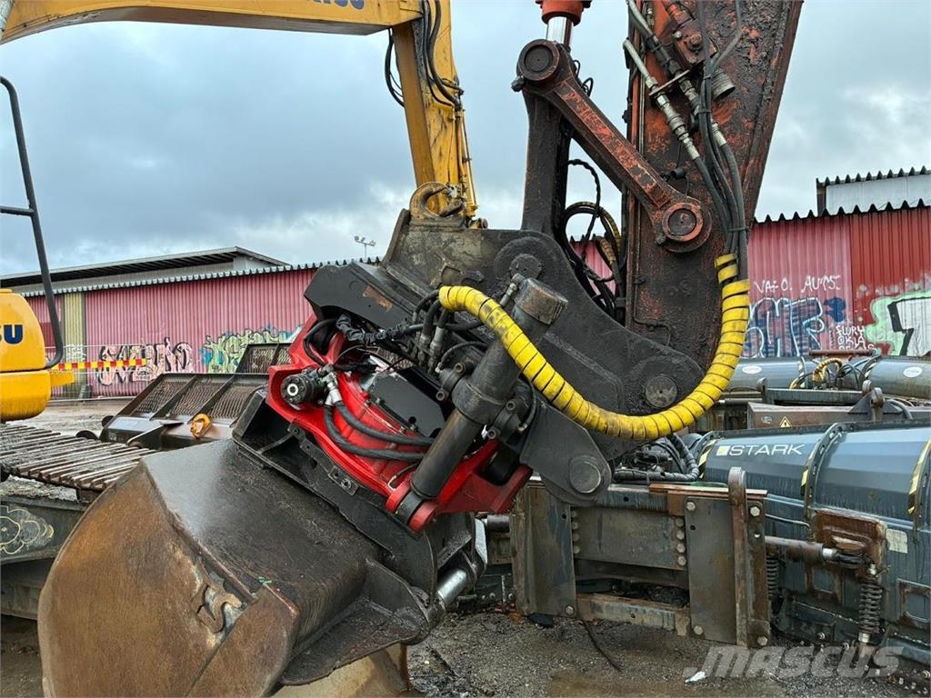 Hitachi ZAXIS 225 USR LC 履带挖掘机