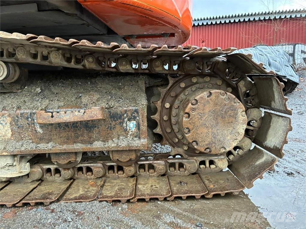 Hitachi ZAXIS 225 USR LC 履带挖掘机