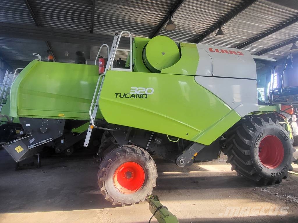 CLAAS Tucano 320 Kombinované zberacie stroje
