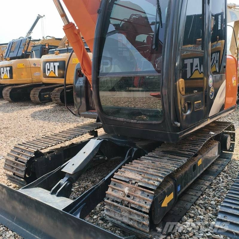 Hitachi ZX 70 Mini pelle 7t-12t