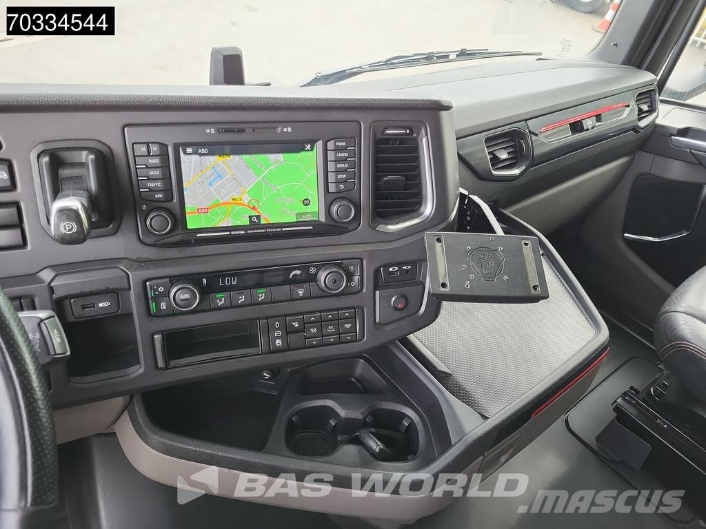 Scania S520 S 4X2 V8 Retarder Full-Air 2x Tanks Standklim 中古トラクターヘッド | トレーラーヘッド