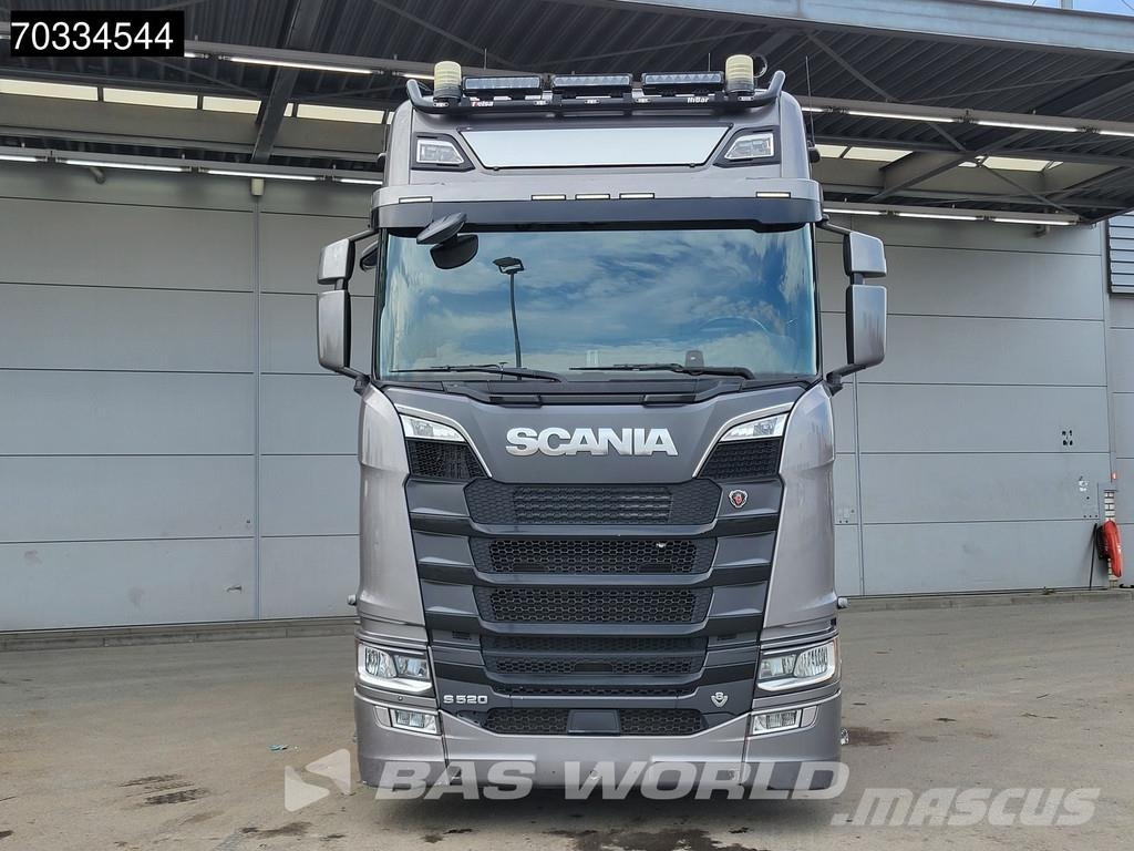 Scania S520 S 4X2 V8 Retarder Full-Air 2x Tanks Standklim 中古トラクターヘッド | トレーラーヘッド