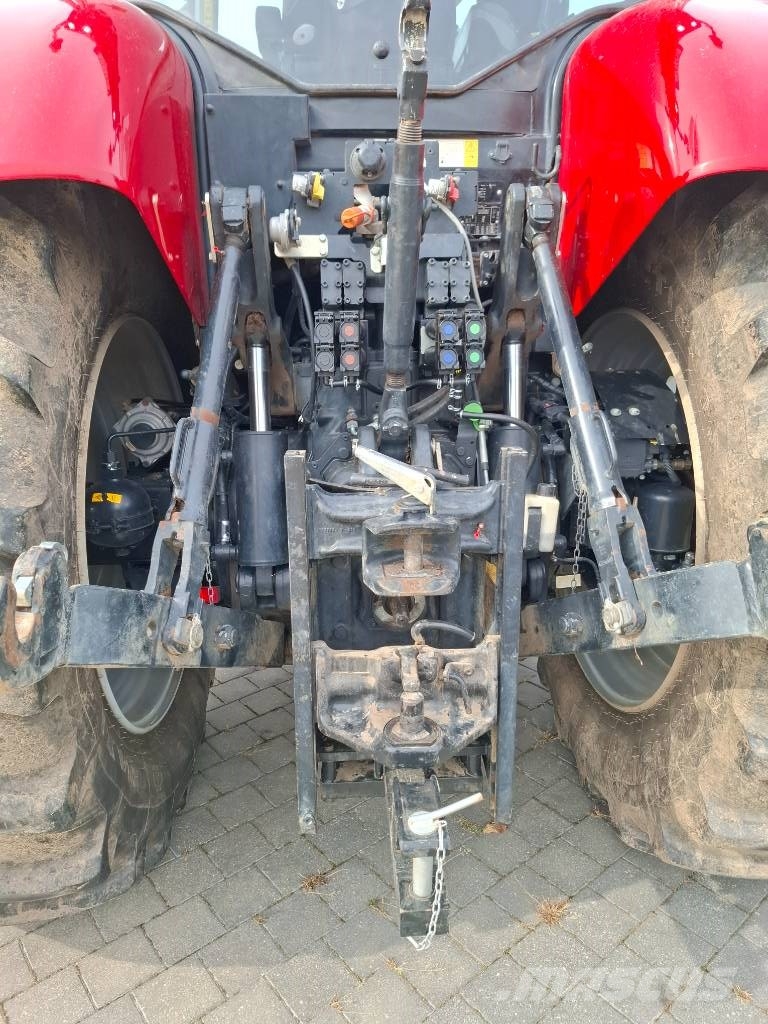 Case IH Puma 220 Tractors