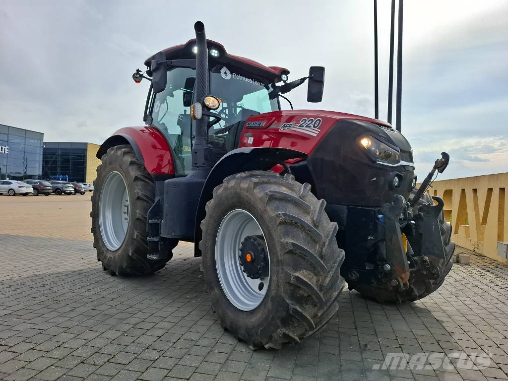 Case IH Puma 220 Tractors