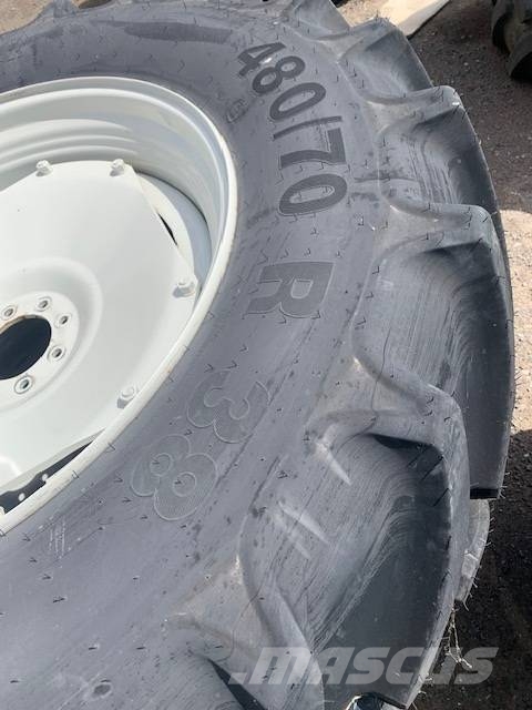Mitas MITAS 380/70R28 & 480/70R38 Ruedas