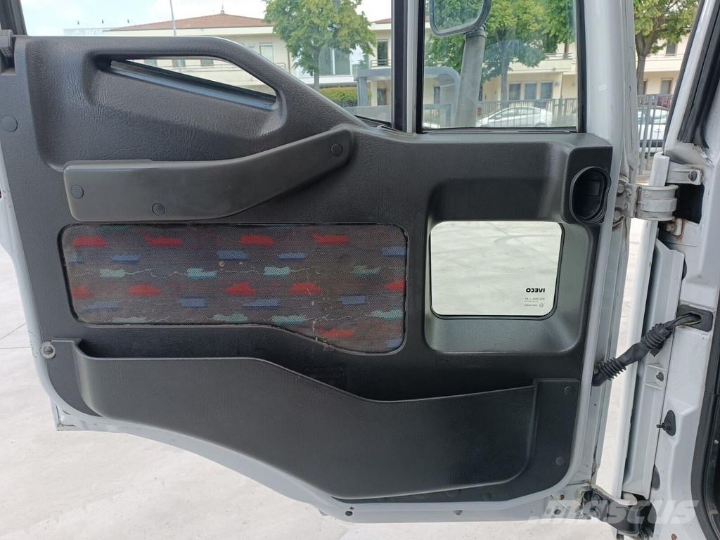 Iveco EUROCARGO TECTOR Kabine i unutrašnjost