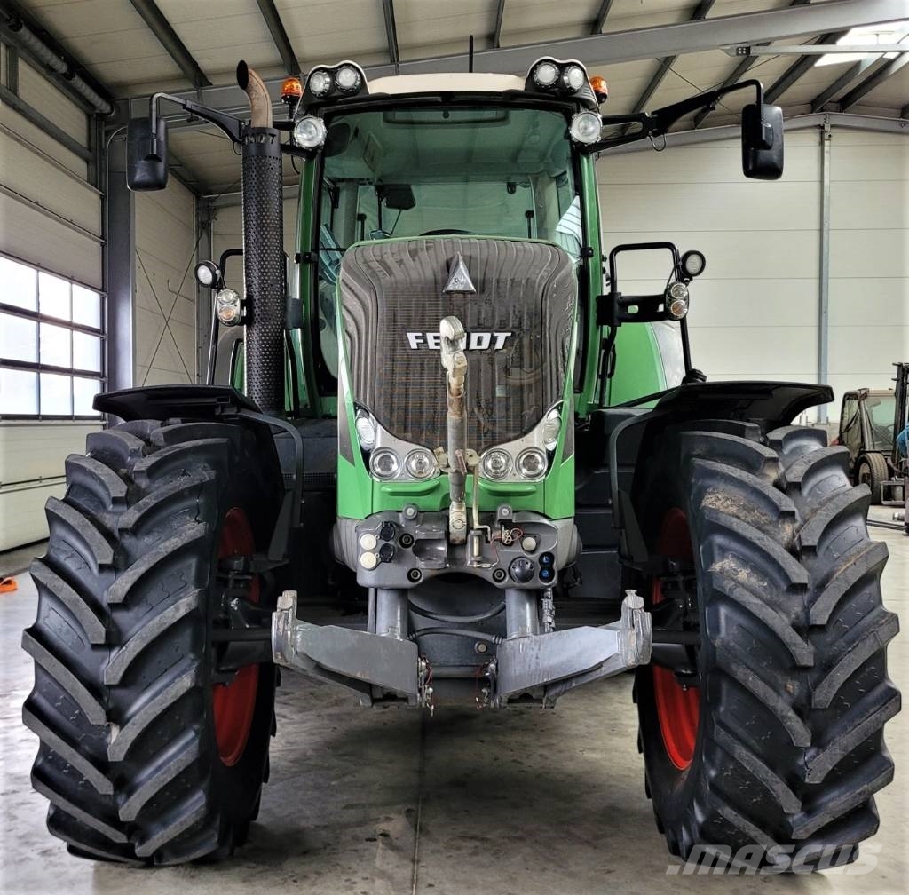 Fendt 828 Profi Plus Tractoren