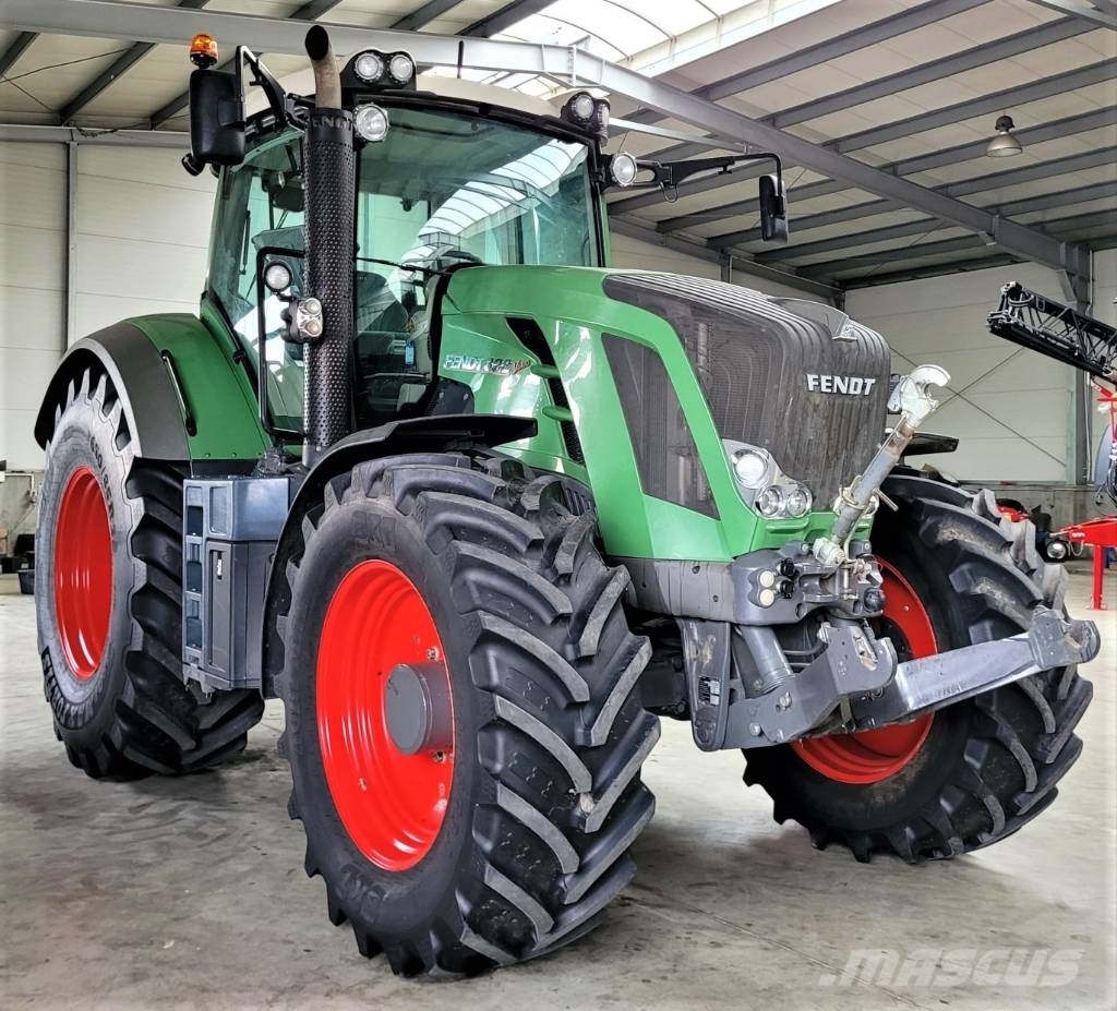 Fendt 828 Profi Plus Tractoren